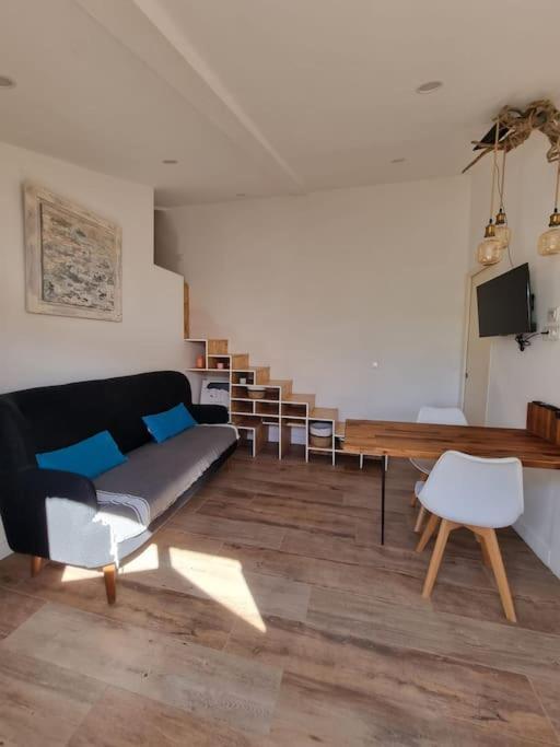 Maison Au Calme Proche Calanques Марсилия Екстериор снимка